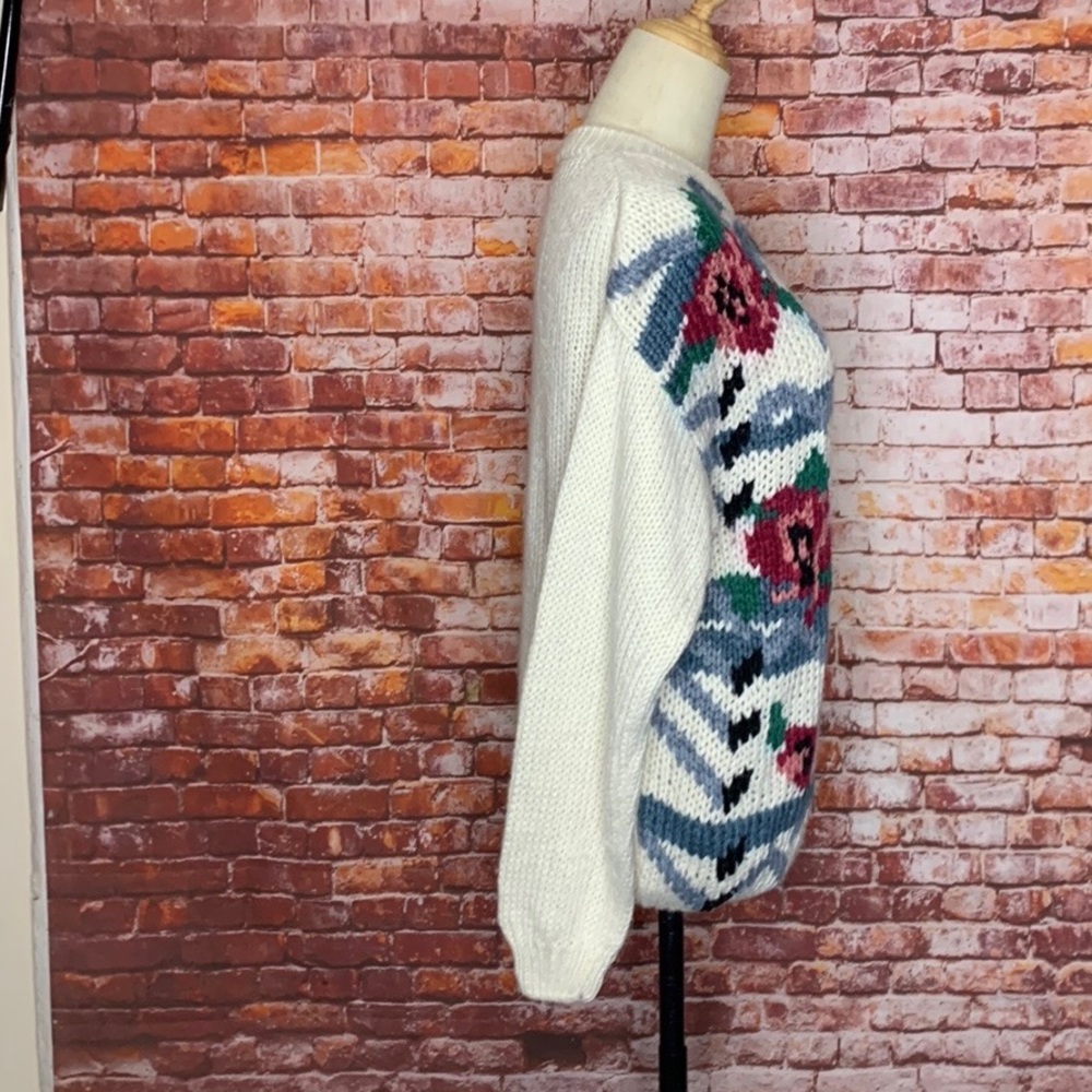 Vintage Y2K Needles & Yarn Chunky Knit Floral Pullover Crewneck Sweater - Picture 6 of 9
